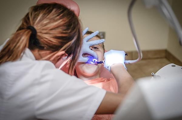 sealants on molars sealants on teeth cost sealants on teeth pros and cons